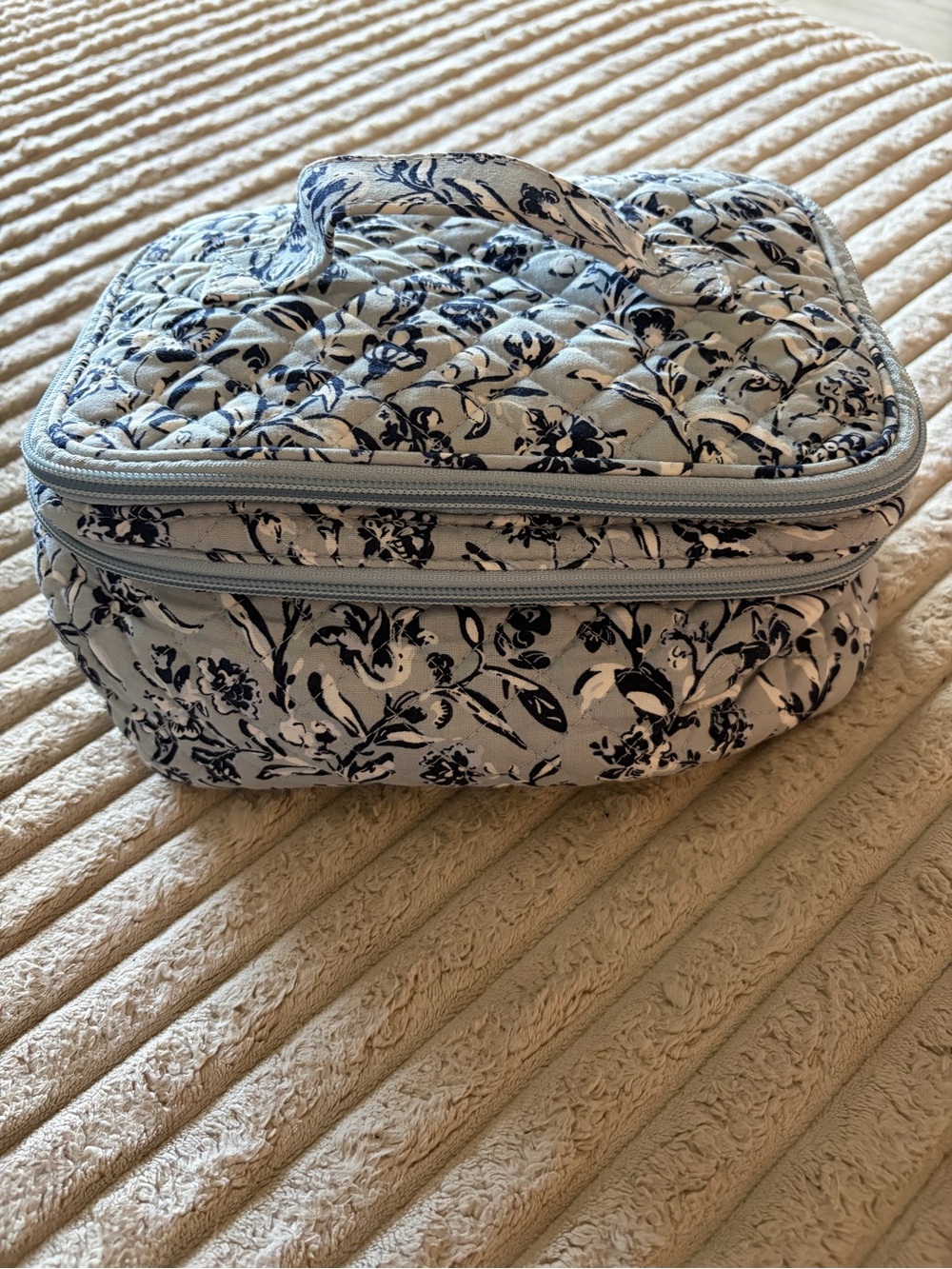 Vera Bradley Perennials Gray Cosmetic Travel Bag